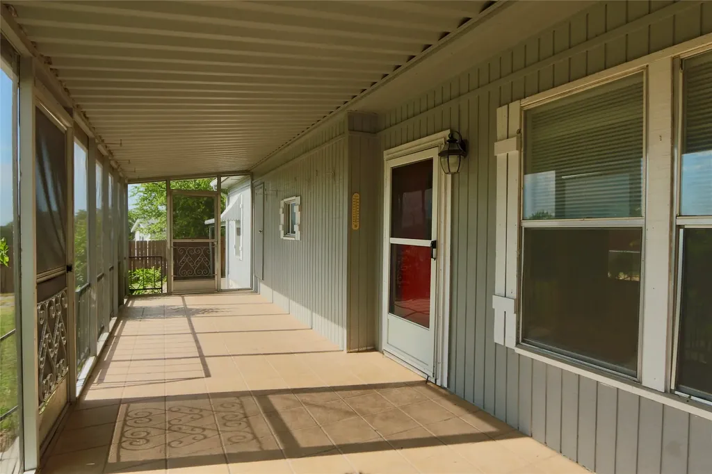 4018 Marana Drive Granbury TX 76048