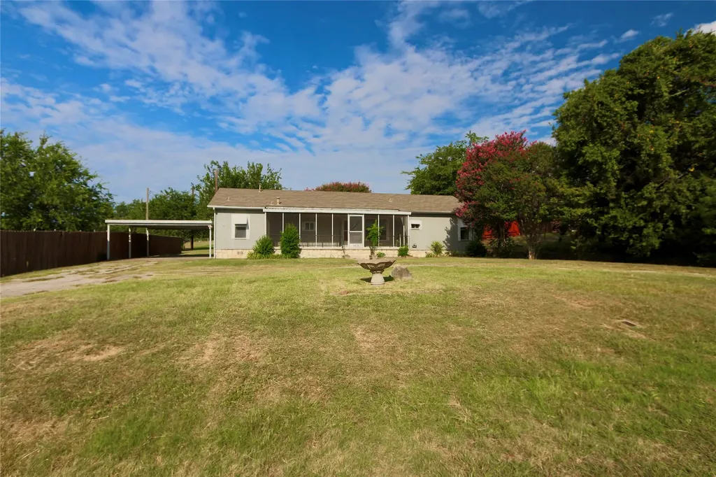 4018 Marana Drive Granbury TX 76048
