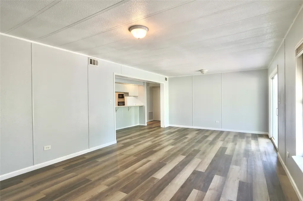 4018 Marana Drive Granbury TX 76048