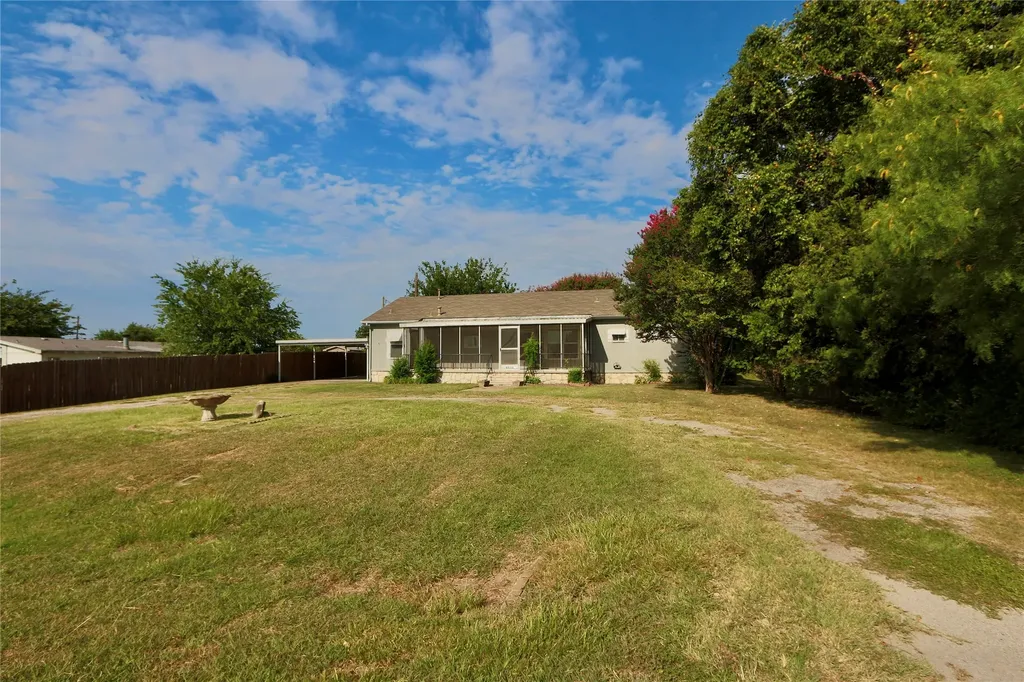 4018 Marana Drive Granbury TX 76048