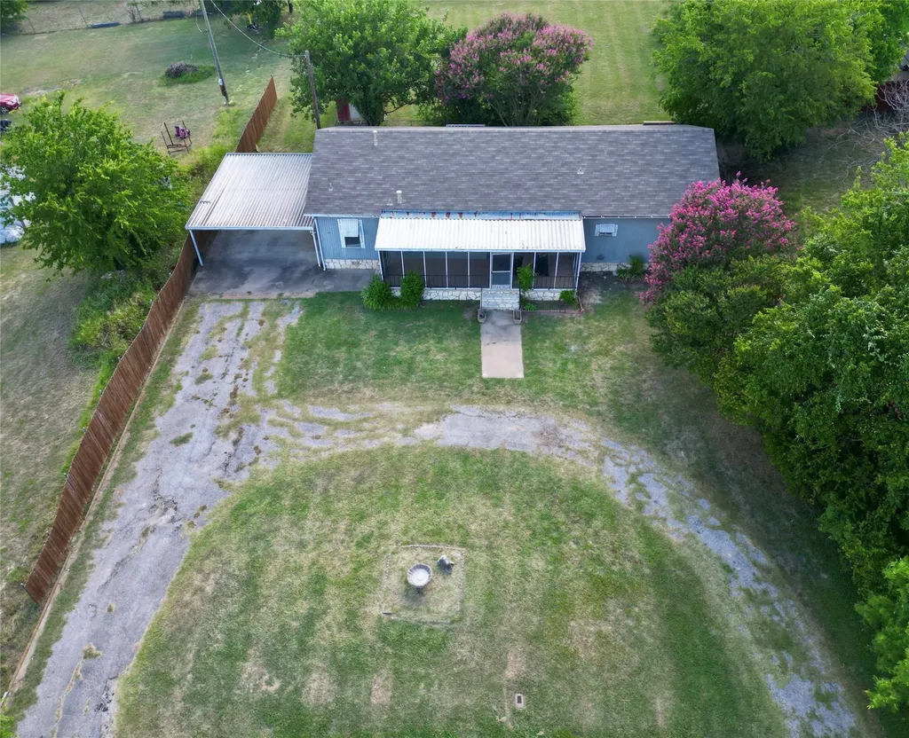 4018 Marana Drive Granbury TX 76048