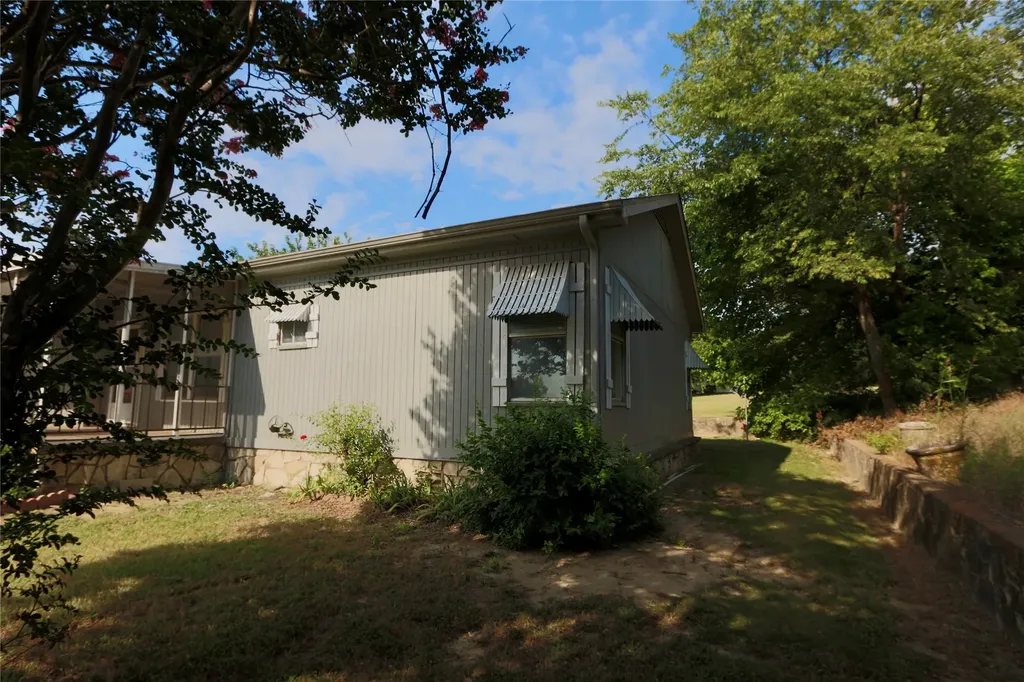 4018 Marana Drive Granbury TX 76048