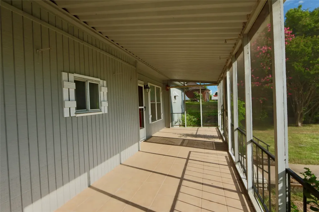4018 Marana Drive Granbury TX 76048