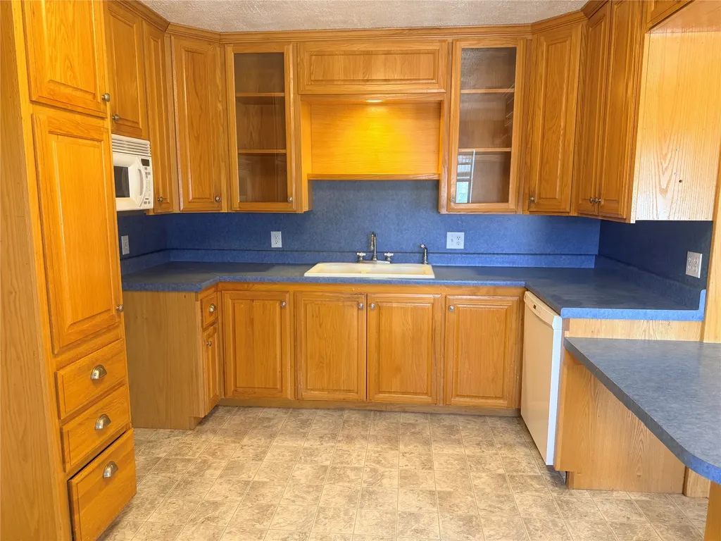 901 S Washington Avenue Aspermont TX 79502