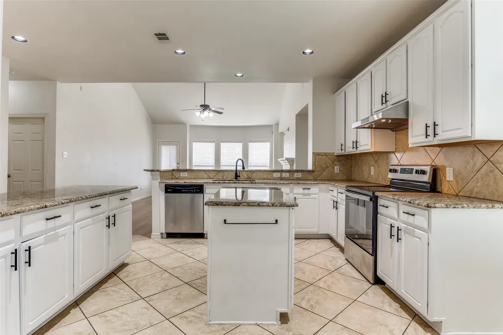 610 Crockett Drive Lavon TX 75166