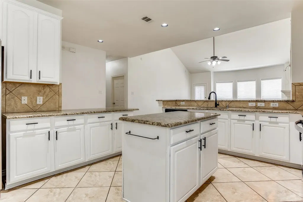 610 Crockett Drive Lavon TX 75166