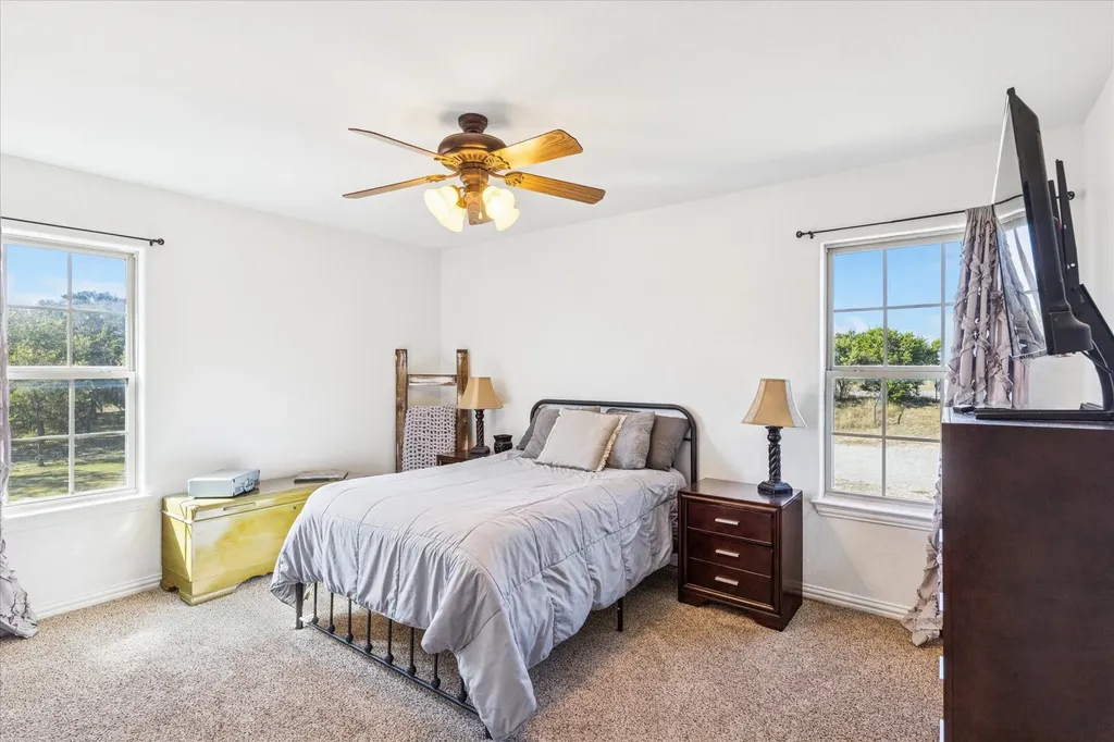 3390 Zion Hill Road Weatherford TX 76088