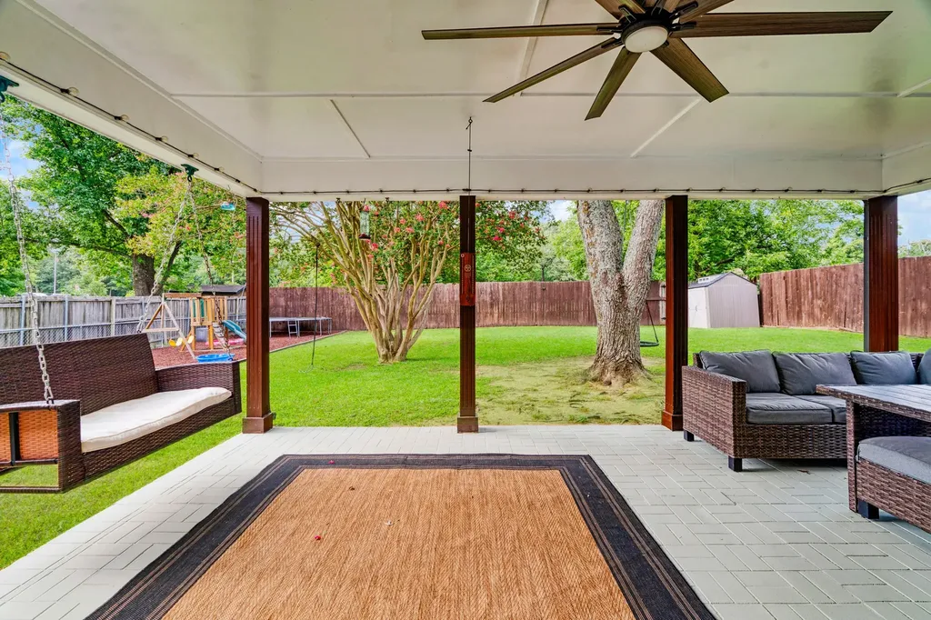 3320 Cleveland Paris TX 75460