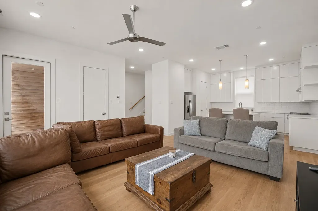1510 N Washington Avenue Dallas TX 75204