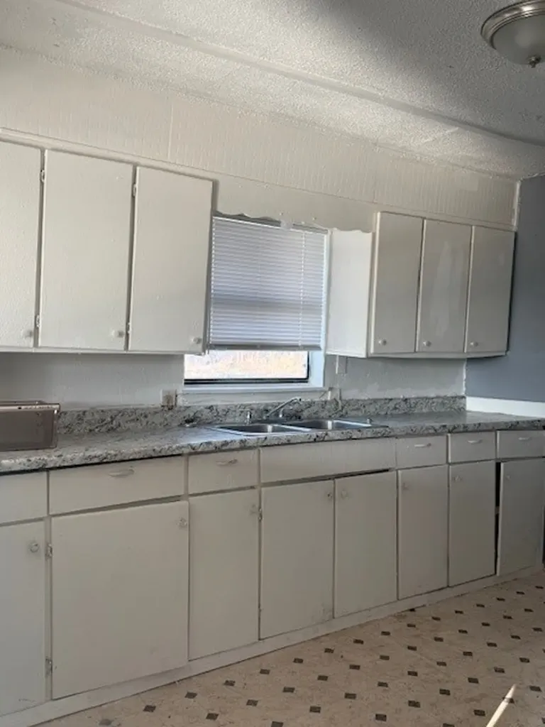 1630 Fitzhugh Avenue Paris TX 75460