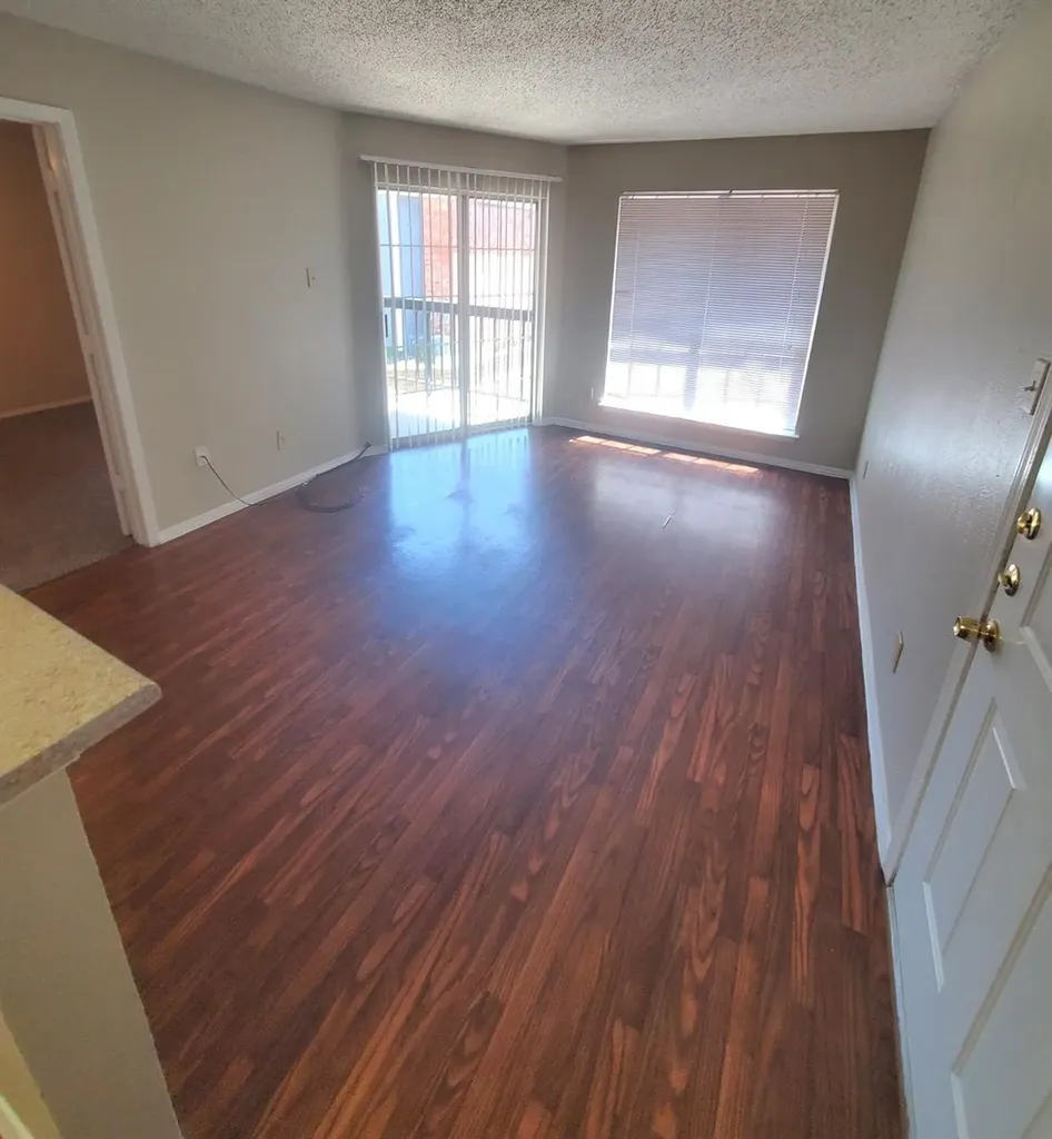 18333 Roehampton Drive Dallas TX 75252