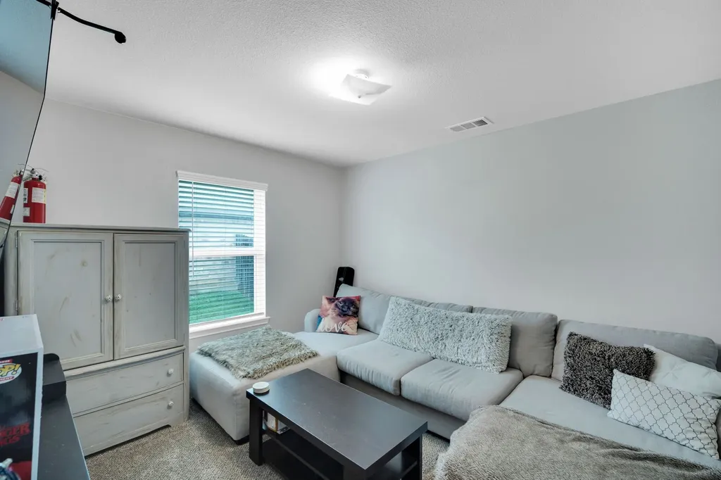 3308 Robin Road Ennis TX 75119