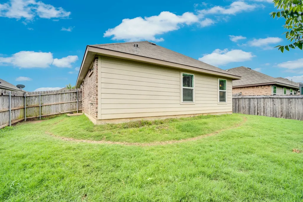 3308 Robin Road Ennis TX 75119