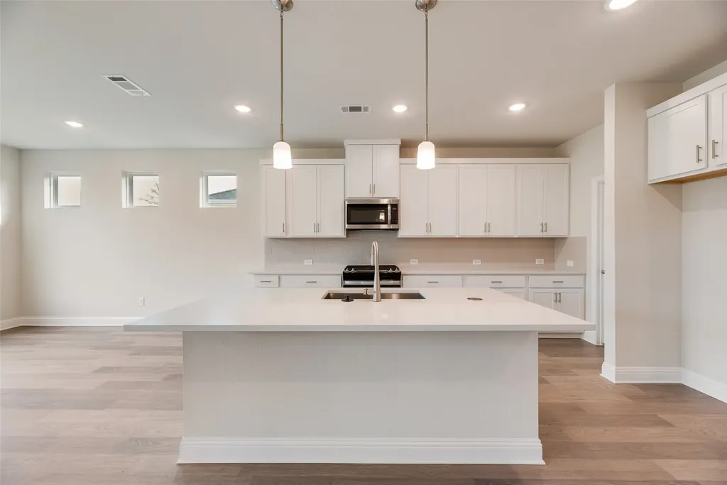552 Marcus Lane Crowley TX 76036