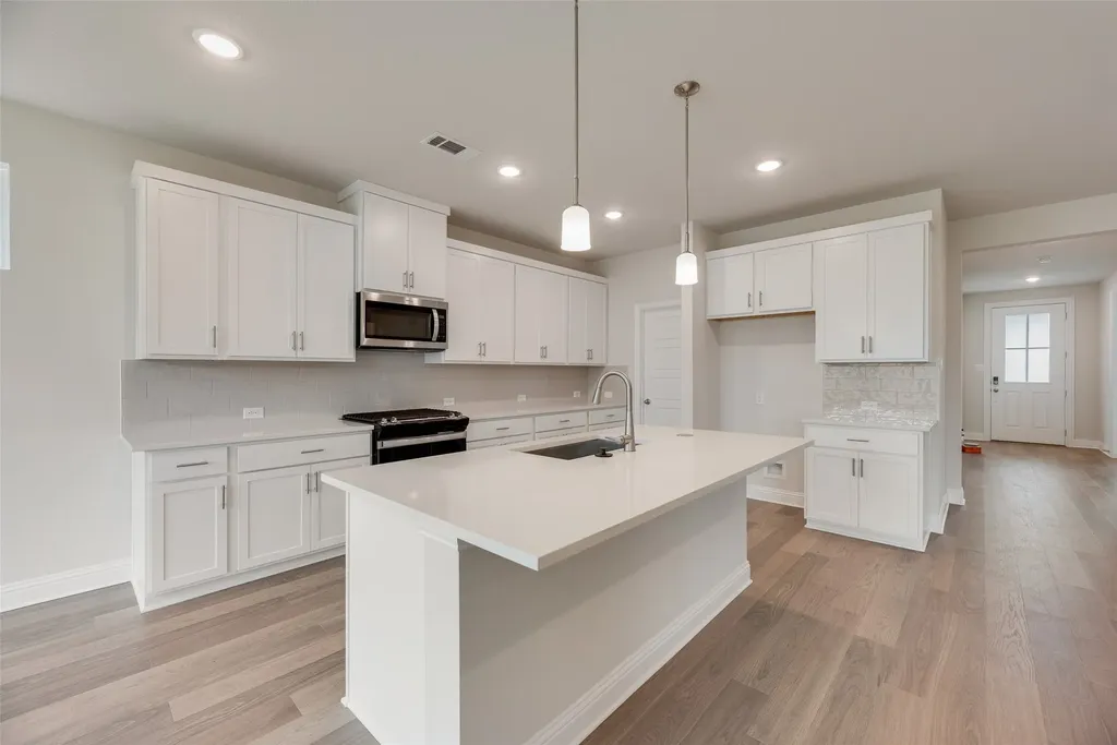 552 Marcus Lane Crowley TX 76036