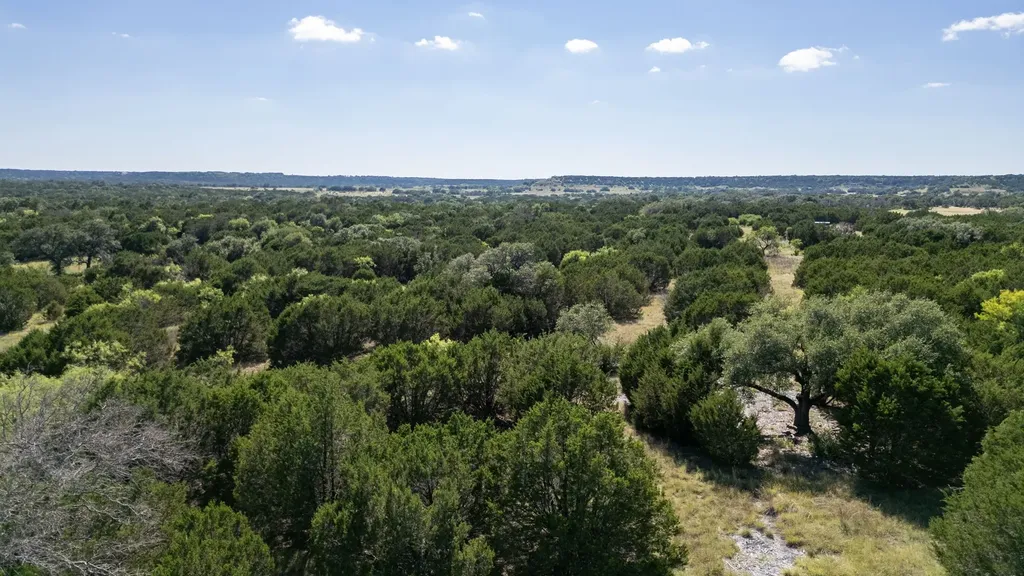 2820 Pr 4211 Evant TX 76525