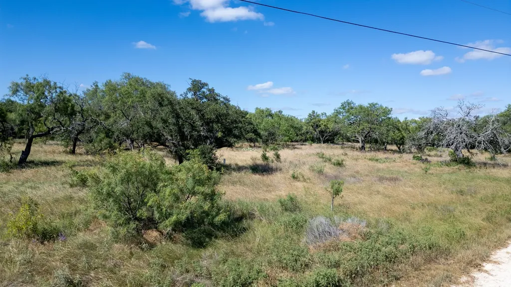 2820 Pr 4211 Evant TX 76525