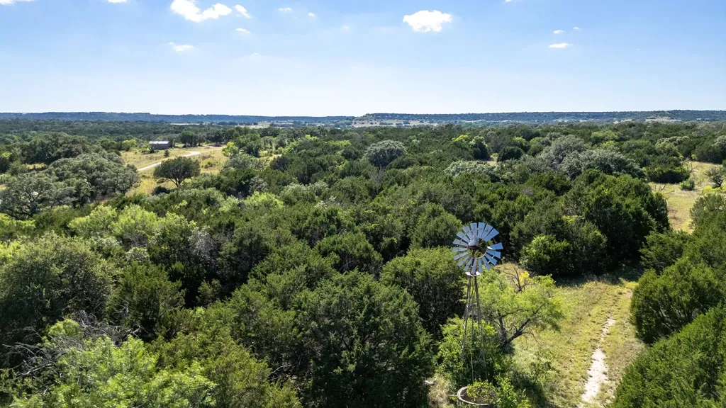 2820 Pr 4211 Evant TX 76525