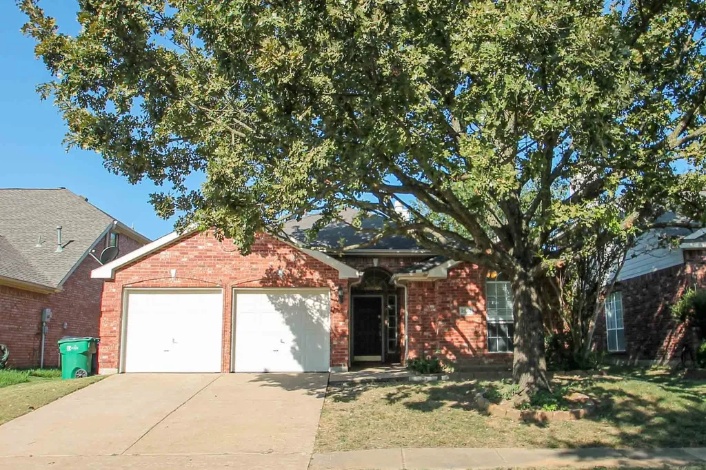 2932 Dover Drive Mckinney TX 75069