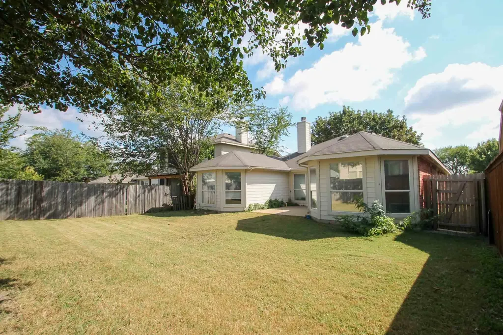 2932 Dover Drive Mckinney TX 75069