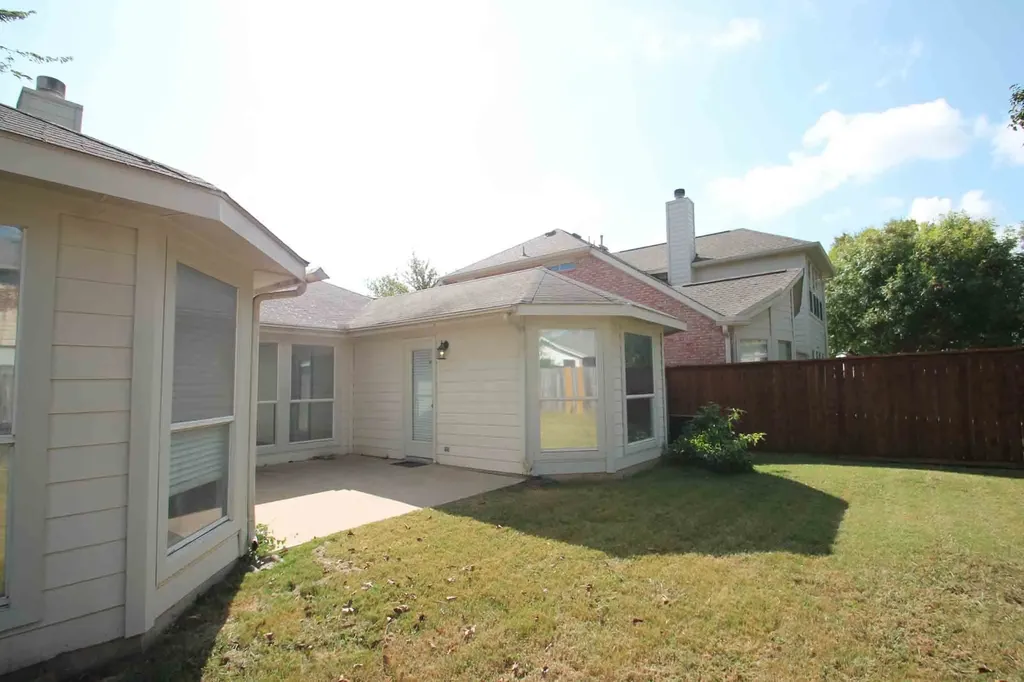 2932 Dover Drive Mckinney TX 75069