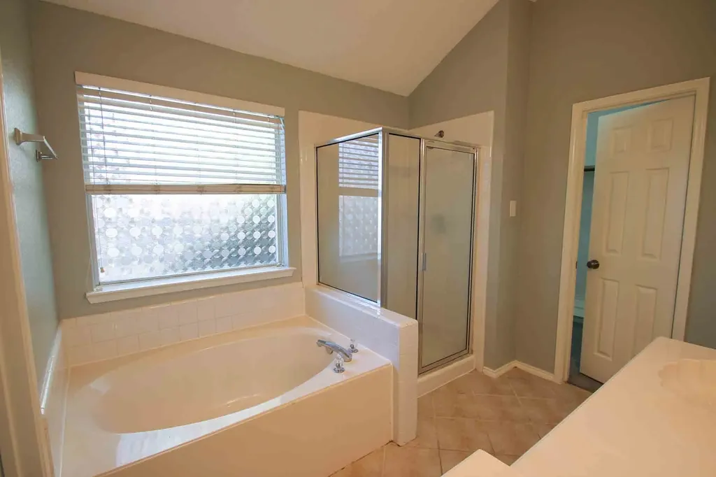 2932 Dover Drive Mckinney TX 75069