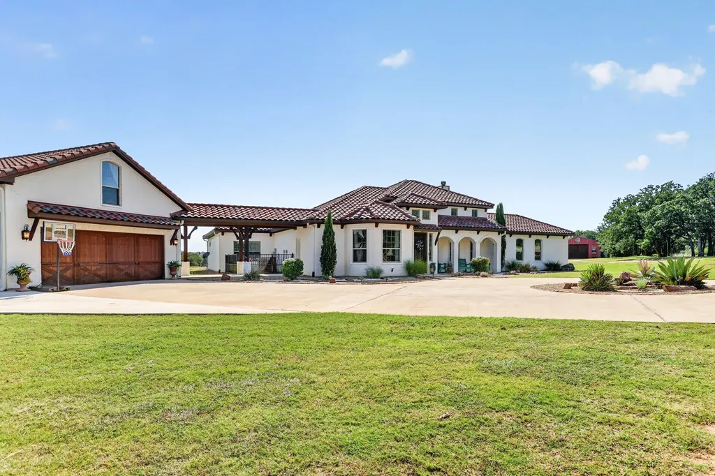 Millsap TX, 123 Chisum Drive