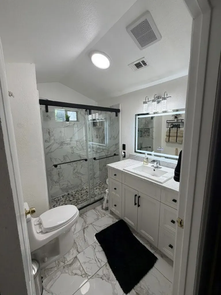 2211 Irion Avenue Fort Worth TX 76106