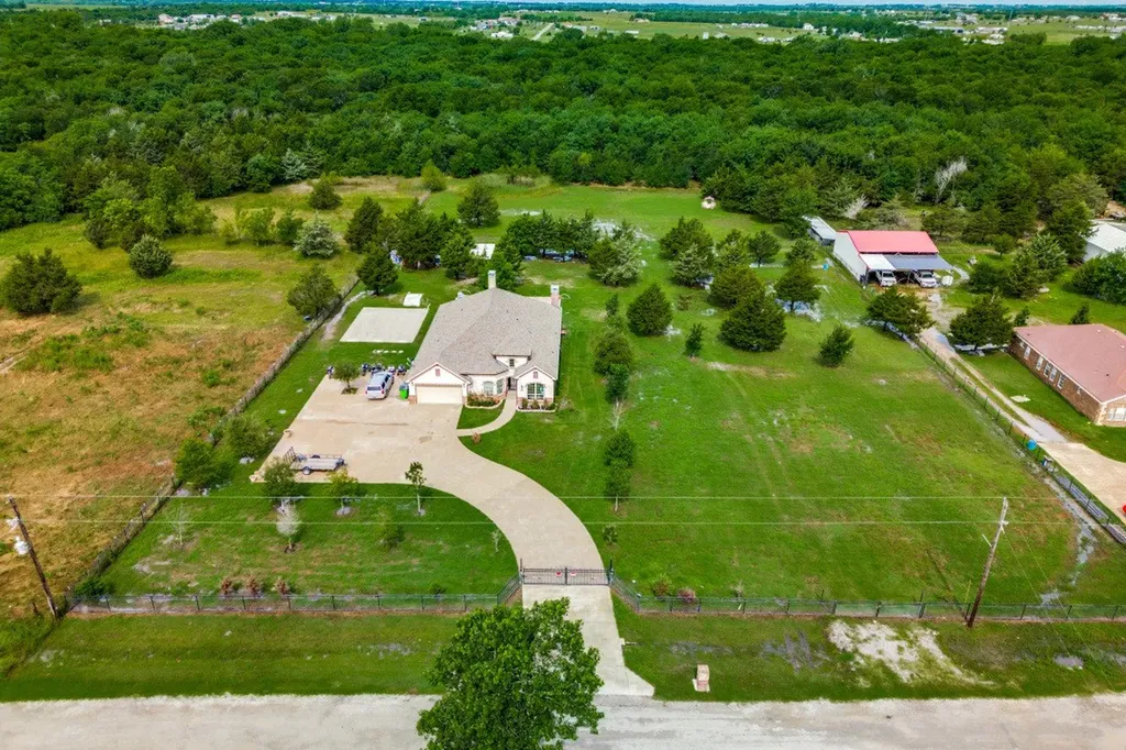 1953 S Sky Meadows Drive Caddo Mills TX 75135