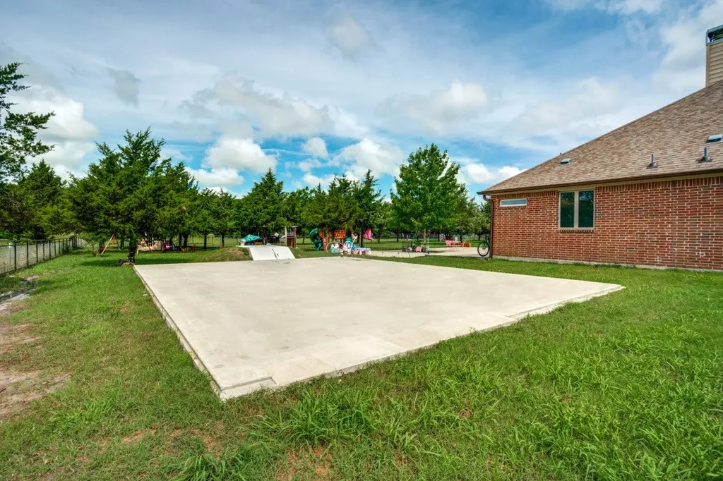 1953 S Sky Meadows Drive Caddo Mills TX 75135