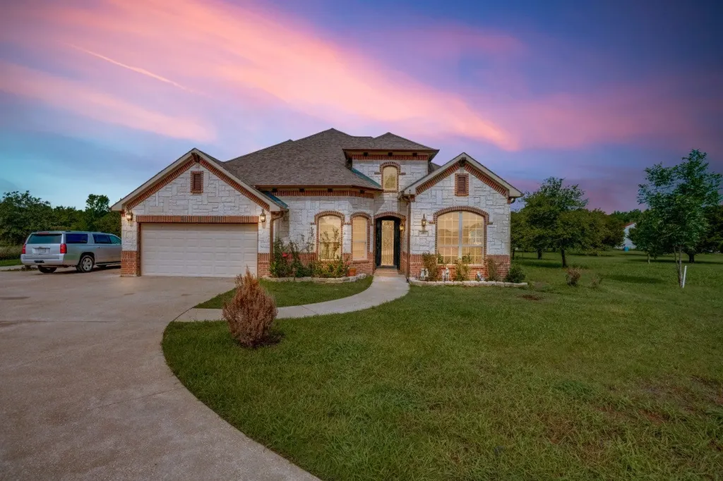 1953 S Sky Meadows Drive Caddo Mills TX 75135