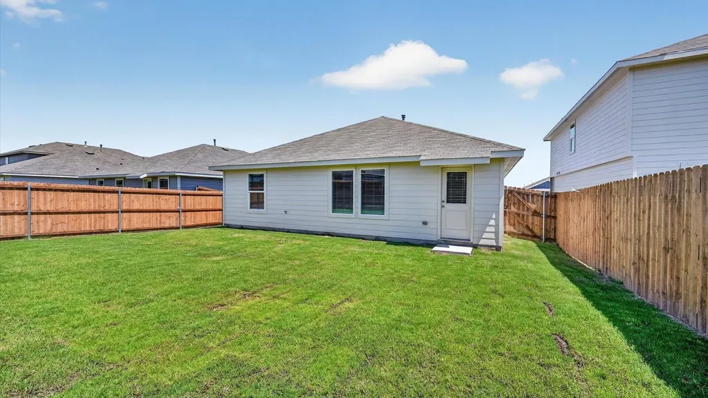 131 Mach Way Mineral Wells TX 76067