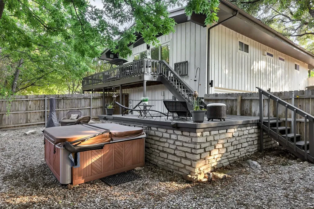 4901 Fairway Court De Cordova TX 76049