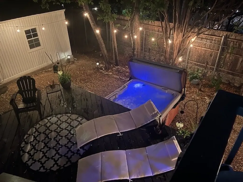 4901 Fairway Court De Cordova TX 76049