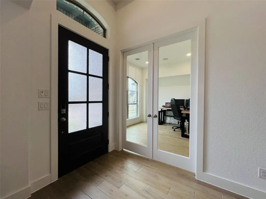 1929 Paxton Pass Mckinney TX 75071
