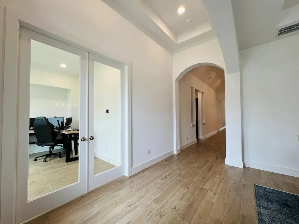 1929 Paxton Pass Mckinney TX 75071