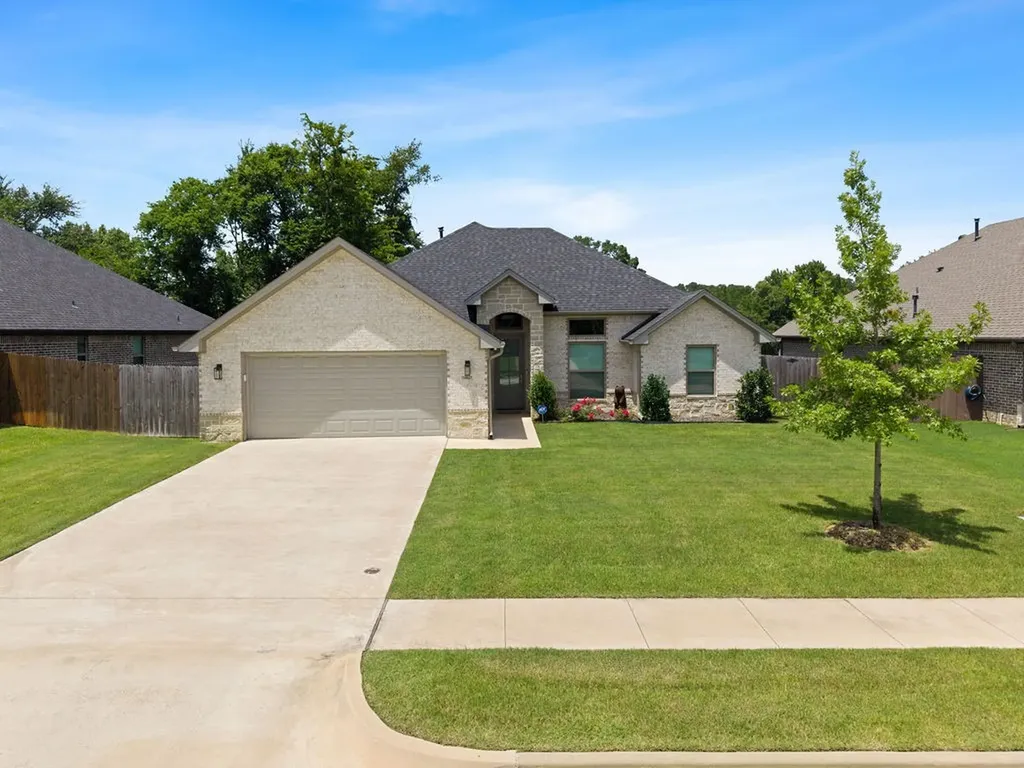 10027 Dayspring Flint TX 75762
