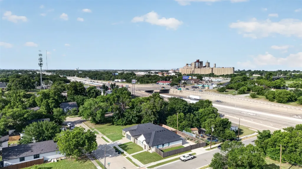 1504 Missouri Avenue Fort Worth TX 76104
