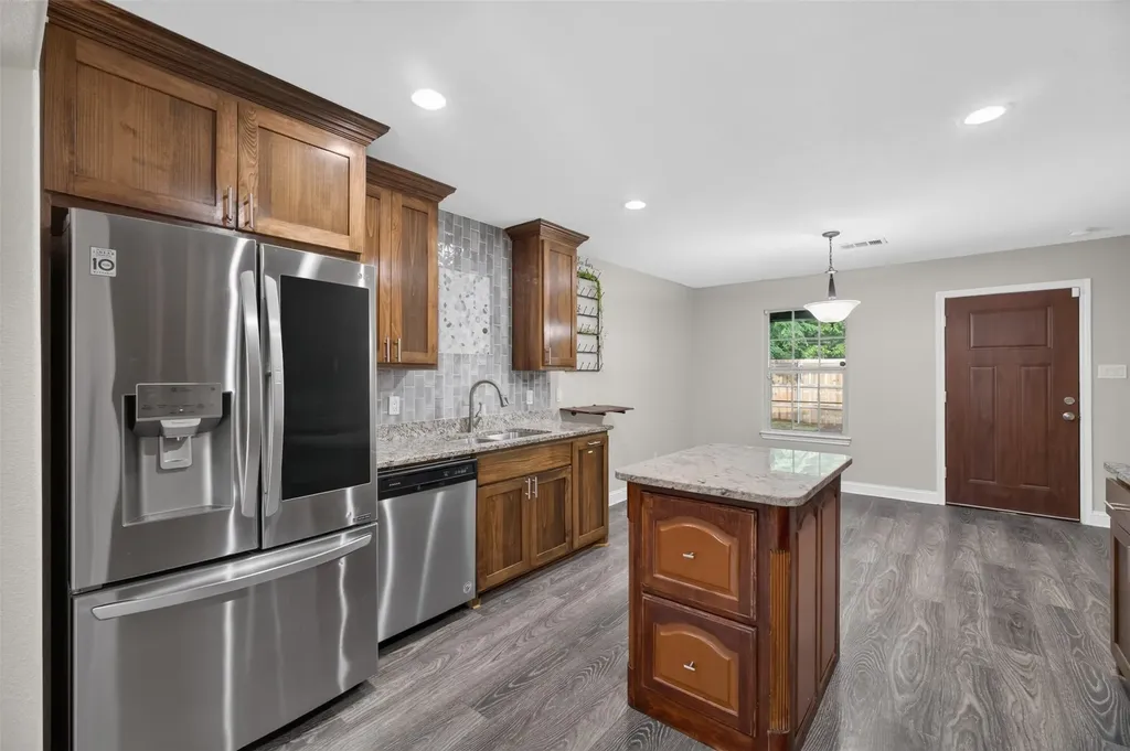 1504 Missouri Avenue Fort Worth TX 76104