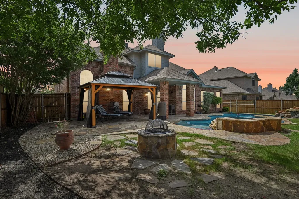 2225 Kings Forest Lane Flower Mound TX 75028