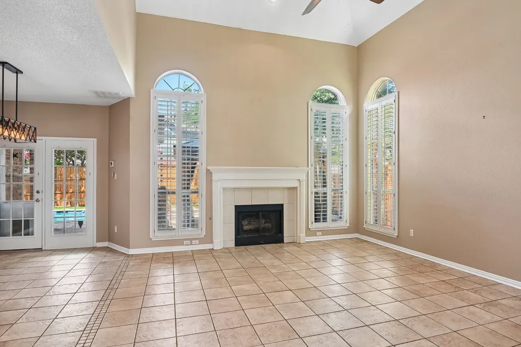 2225 Kings Forest Lane Flower Mound TX 75028