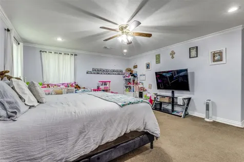 1590 Farm Road 2352a Sumner TX 75486