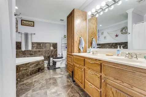 1590 Farm Road 2352a Sumner TX 75486