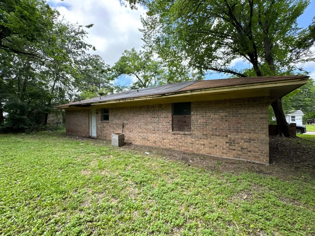 321 Beckham Street W Sulphur Springs TX 75482