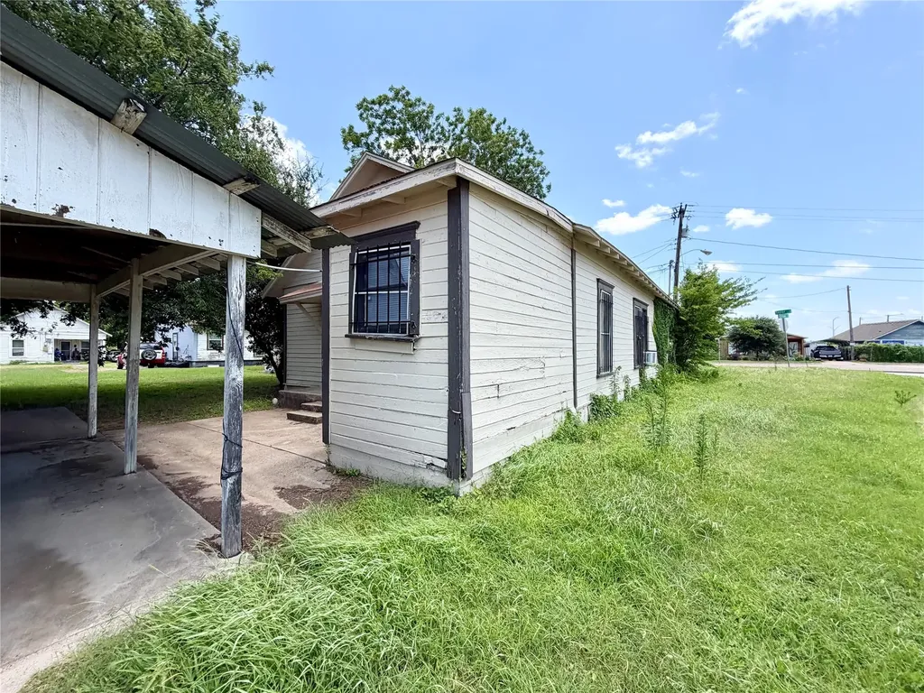 1212 Taylor Street Waco TX 76704