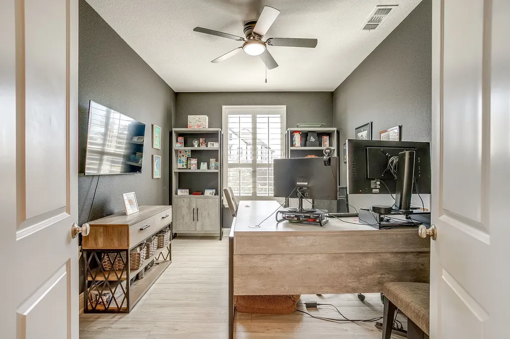 2009 Roundtree Circle E Fort Worth TX 76008