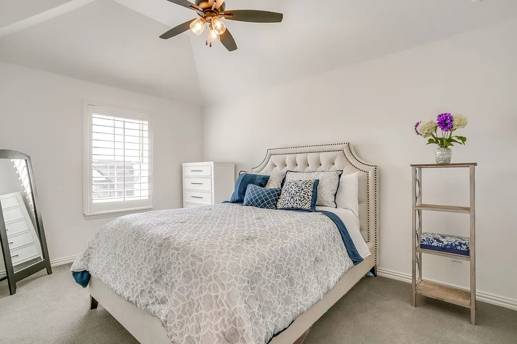 2009 Roundtree Circle E Fort Worth TX 76008