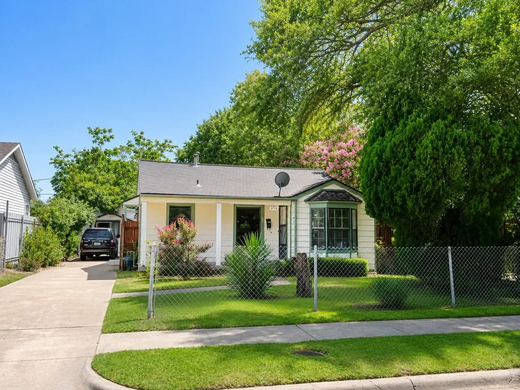 6714 Day Street Dallas TX 75227