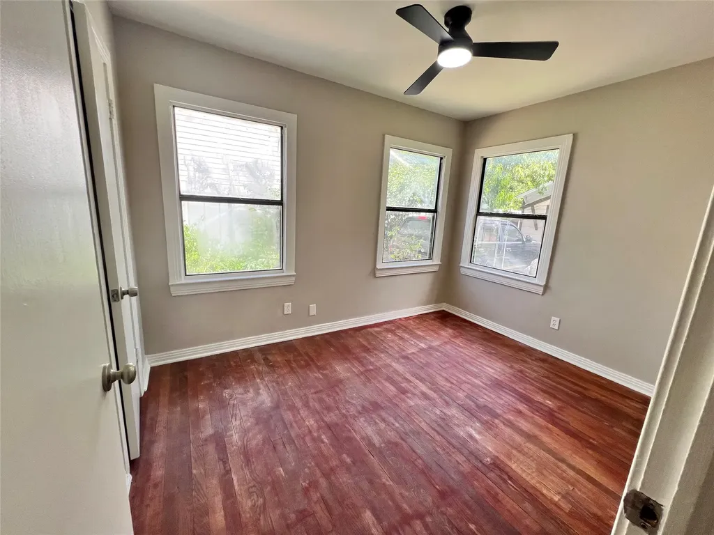 6714 Day Street Dallas TX 75227