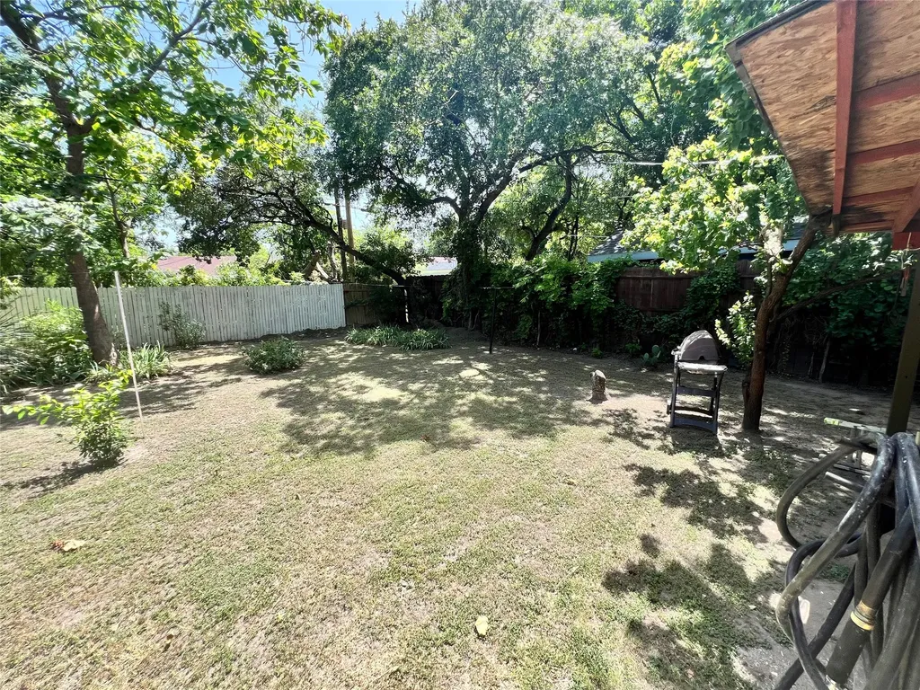 6714 Day Street Dallas TX 75227